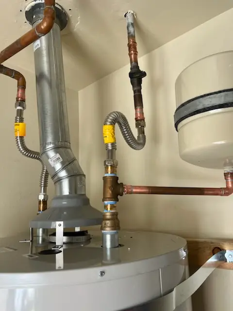 Water heater installation and plumbing repair in Krugerville
